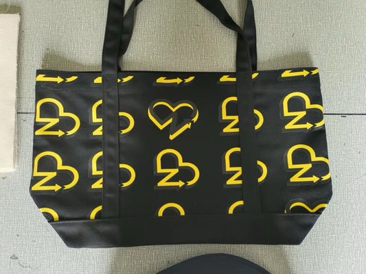 NUE Heart Tote